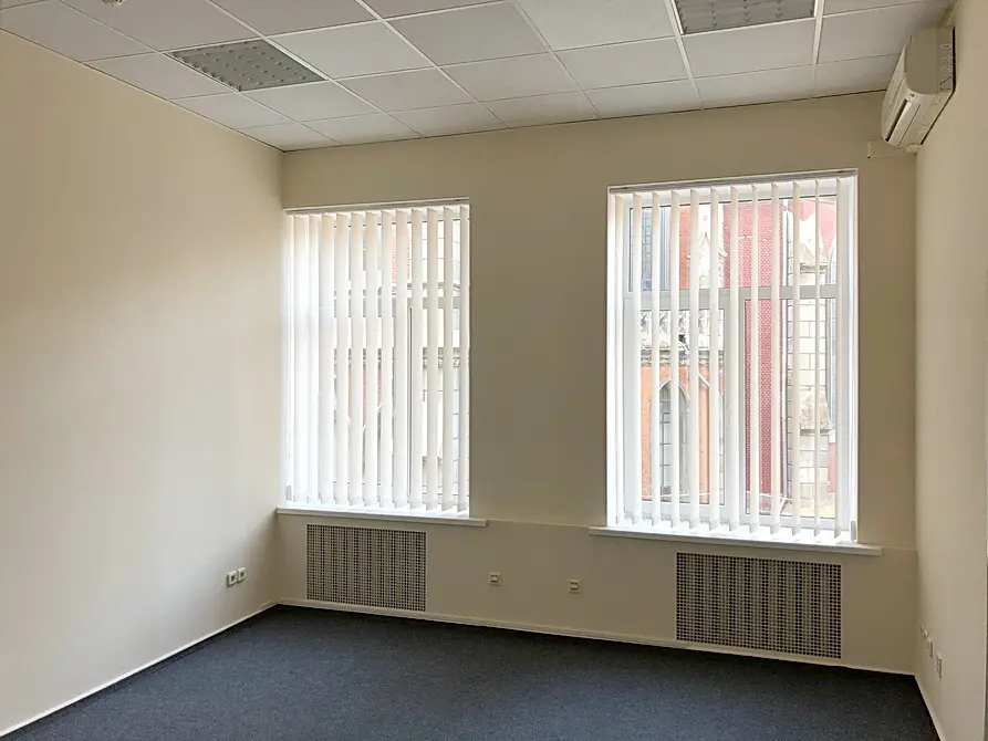 Фото Rent an office, Velyka Vasylkivska Street (Chervonoarmiiska Street;Krasnoarmeyskaya Street) 77 Kyiv for long-term rent, price: 106000 UAH, code 1213