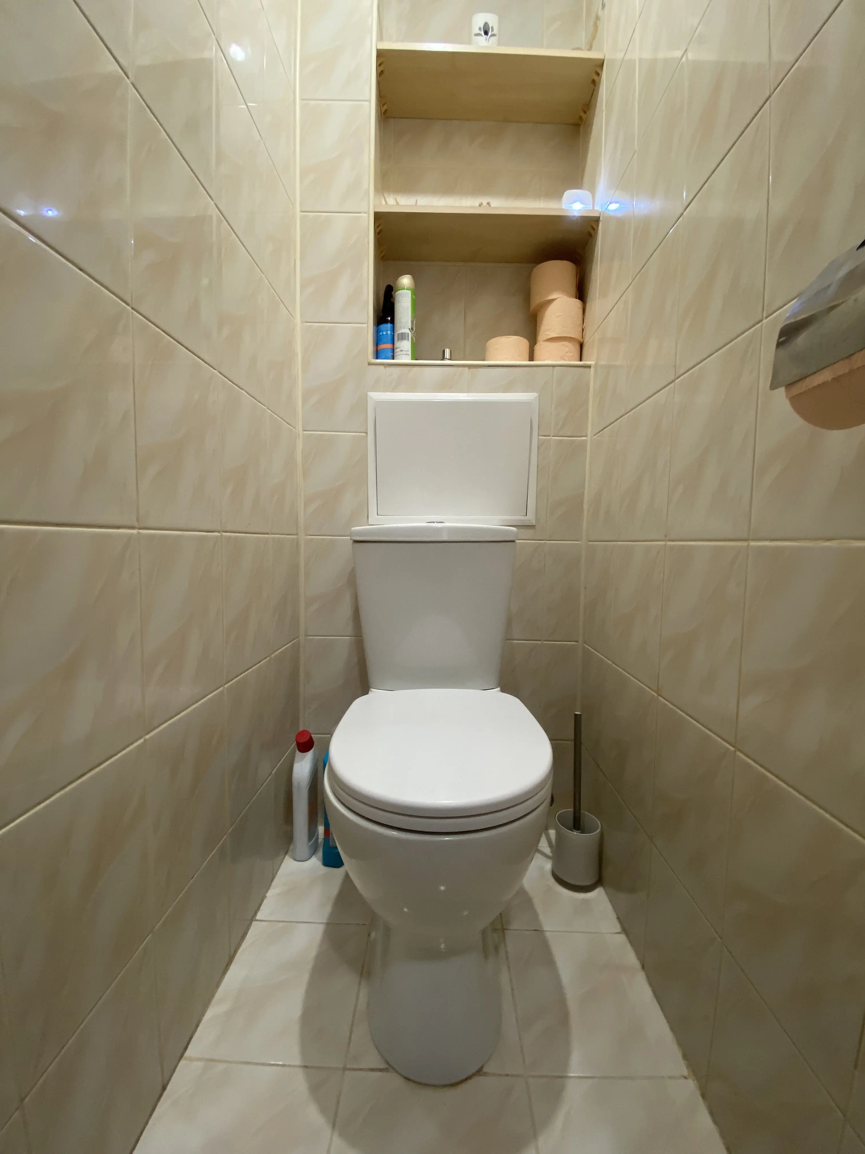 Фото Продаю 3 кімнатну квартиру, 58 кв. м, Ореста Левицького вул. (Академіка Курчатова) 18 Київ, ціна: 71500 $, код 1214