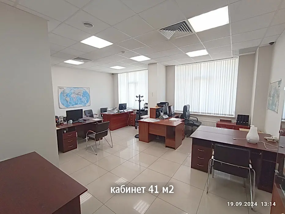 Фото Rent an office, Poltavska Street 10 Kyiv for long-term rent, price: 105000 UAH, code 1215