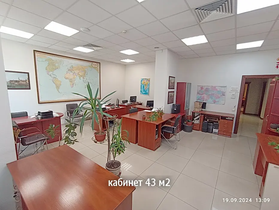 Фото Rent an office, Poltavska Street 10 Kyiv for long-term rent, price: 105000 UAH, code 1215