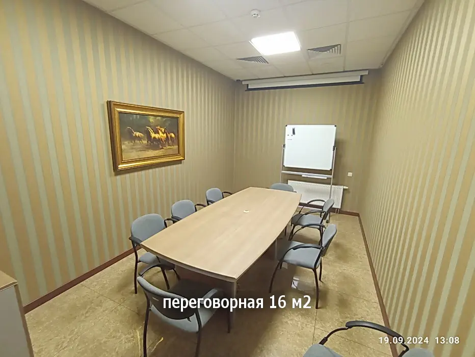 Фото Rent an office, Poltavska Street 10 Kyiv for long-term rent, price: 105000 UAH, code 1215