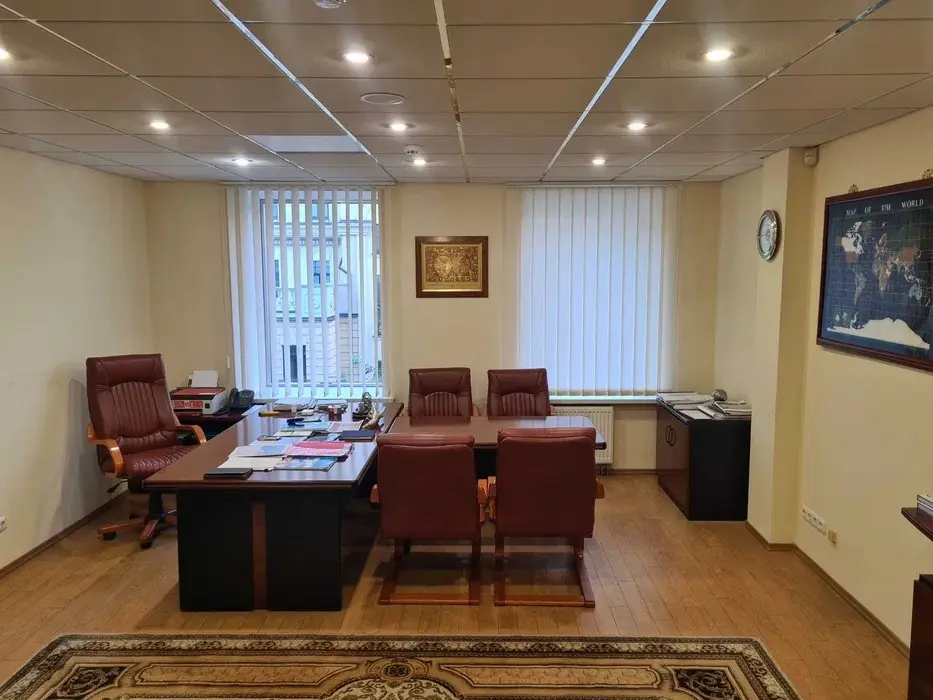 Фото Rent an office, Stepana Kovnira street (Lastovsky Street) 5 Kyiv for long-term rent, price: 8 $, code 1218