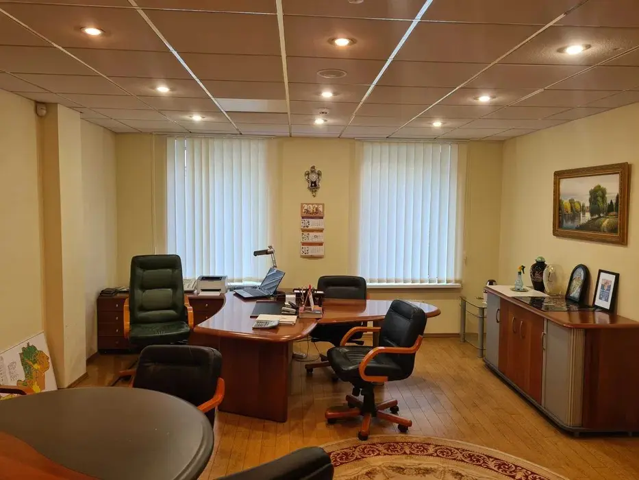 Фото Rent an office, Stepana Kovnira street (Lastovsky Street) 5 Kyiv for long-term rent, price: 8 $, code 1218