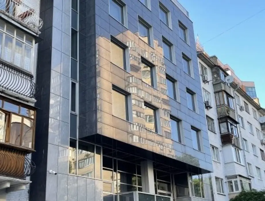 Фото Зняти будинок, Степана Ковніра вул. (Ластовського) 5 Київ в довгострокову оренду, ціна: 8 $, код 1219