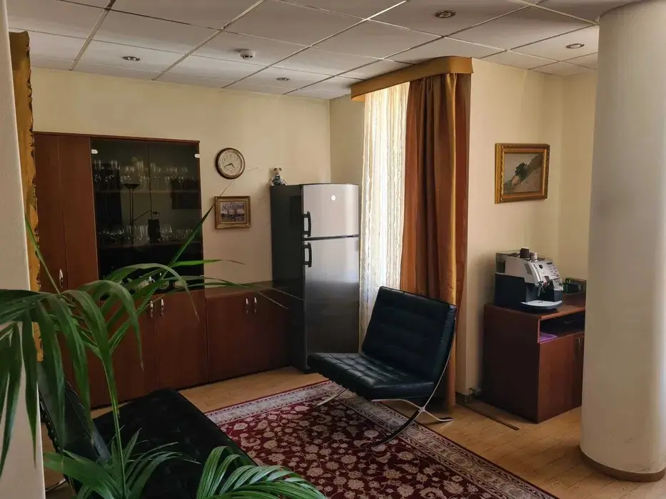 Фото Зняти будинок, Степана Ковніра вул. (Ластовського) 5 Київ в довгострокову оренду, ціна: 8 $, код 1219