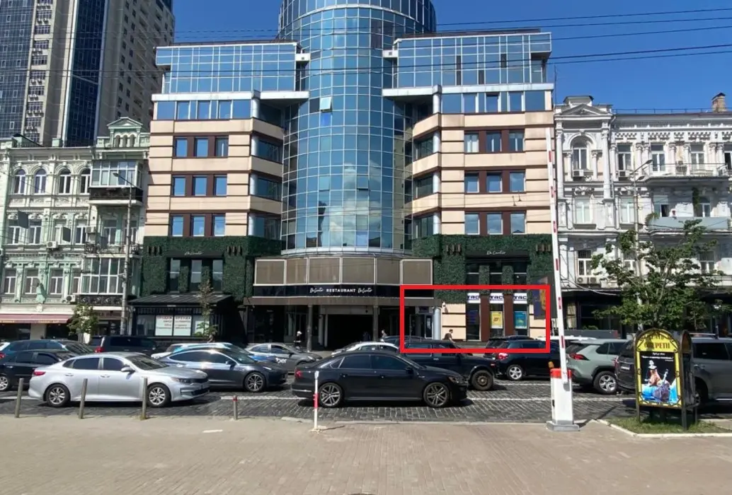 Фото Арендовать торговую площадь, Большая Васильковская ул. (Красноармейская) 64 Киев в долгосрочную аренду, цена: 1513 UAH, код 1224
