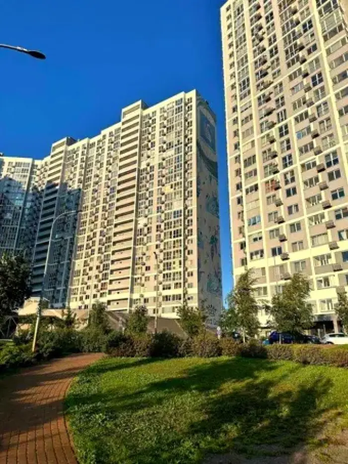 Фото Продаю 1 кімнатну квартиру, 41 кв. м, Ревуцького вул. 40В Київ, ціна: 65000 $, код 1233