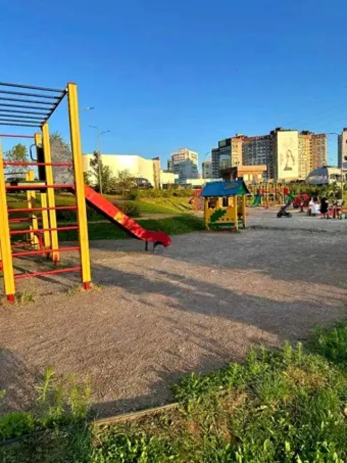 Фото Продаю 1 кімнатну квартиру, 41 кв. м, Ревуцького вул. 40В Київ, ціна: 65000 $, код 1233