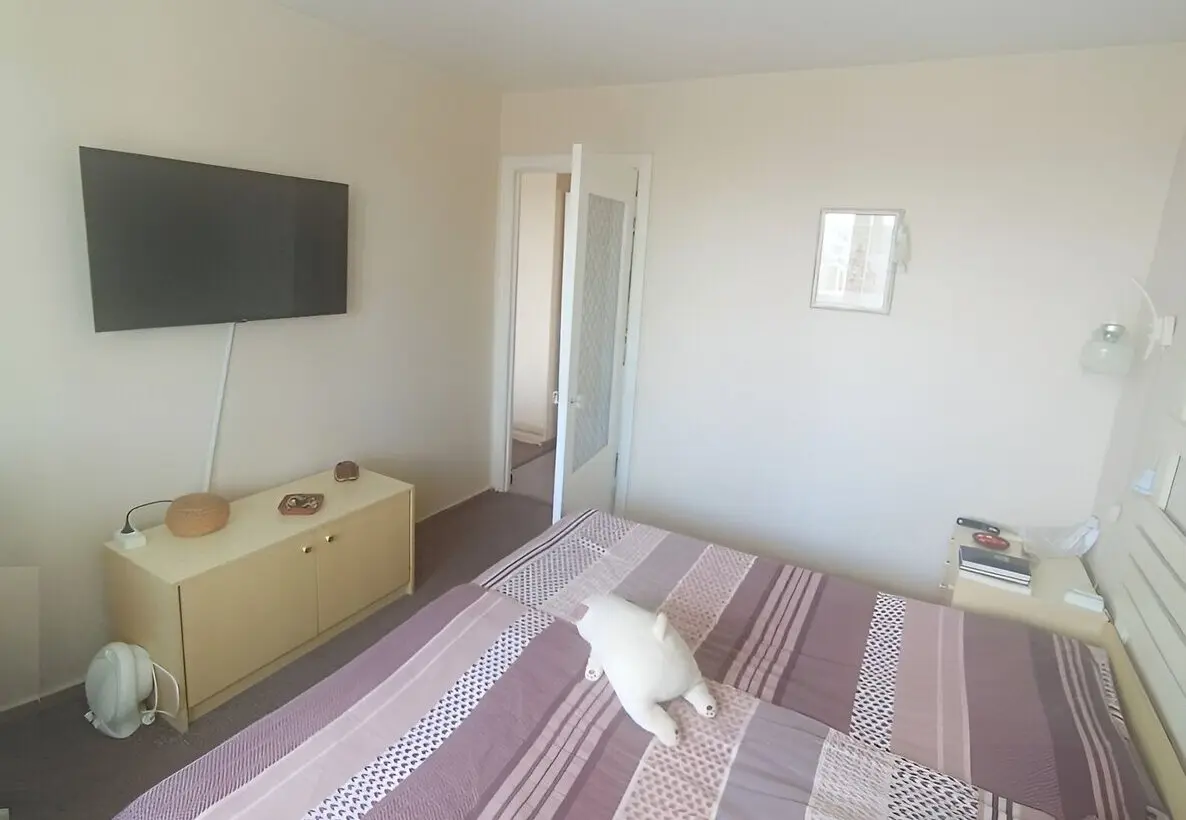 Фото Продаю 2 кімнатну квартиру, 45 кв. м, Науки просп. 27 Київ, ціна: 70000 $, код 1262