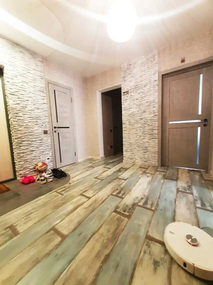 Фото Selling a 2-room apartment, 68 sq.m., Feodosiiskyi Lane 14а Kyiv, price: 130000 $, code 1266