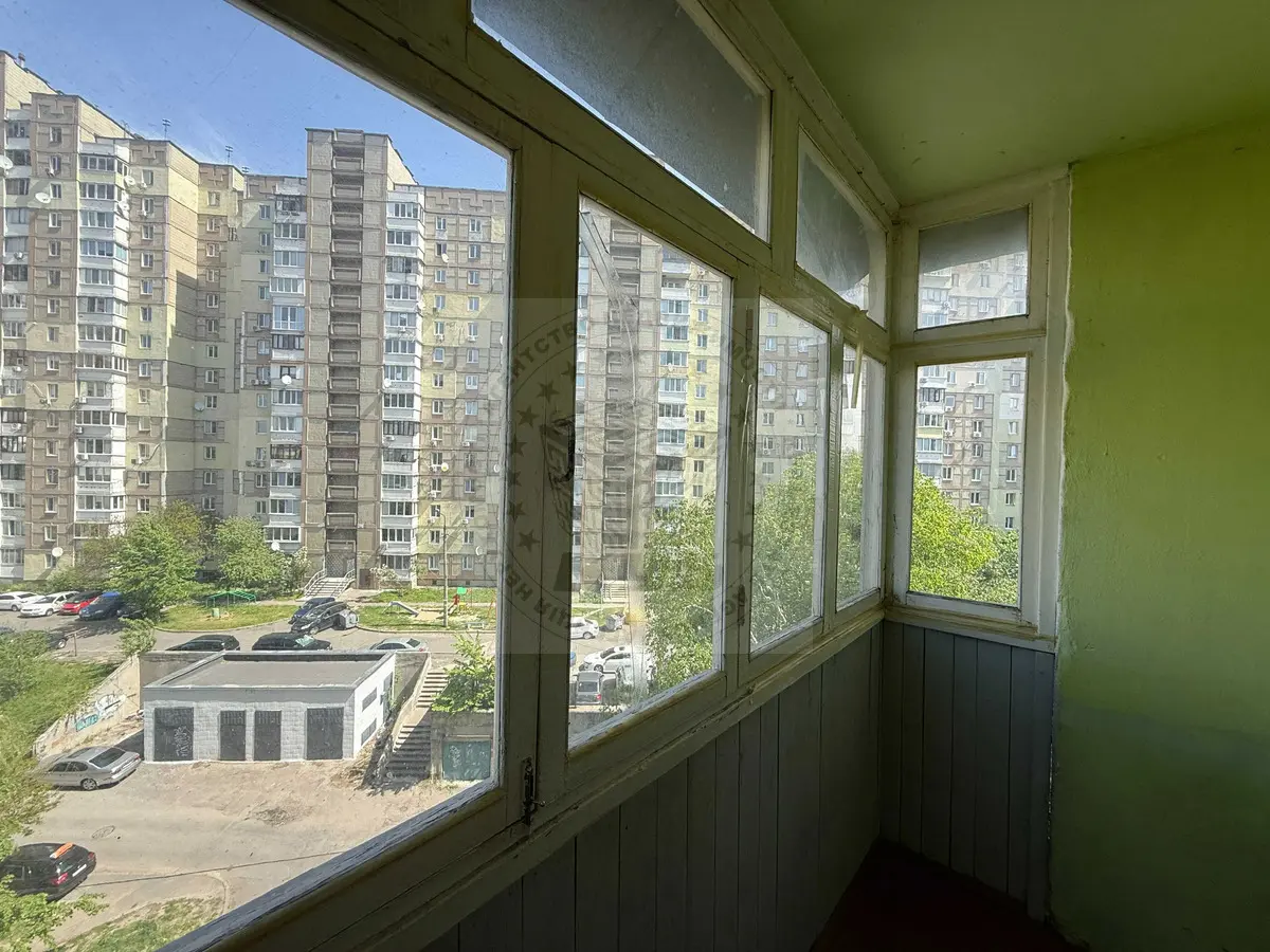 Фото Selling a 3-room apartment, 72 sq.m., Irpinska Street 62а Kyiv, price: 80000 $, code 1267