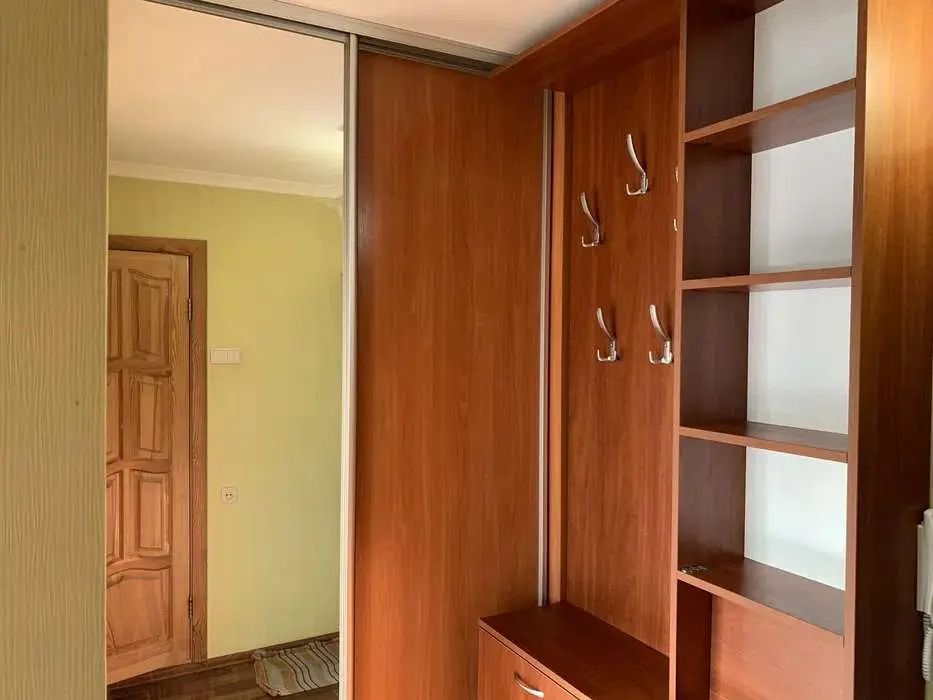 Фото Продаю 1 кімнатну квартиру, 34 кв. м, Березняківська вул. 30 Київ, ціна: 54500 $, код 1279