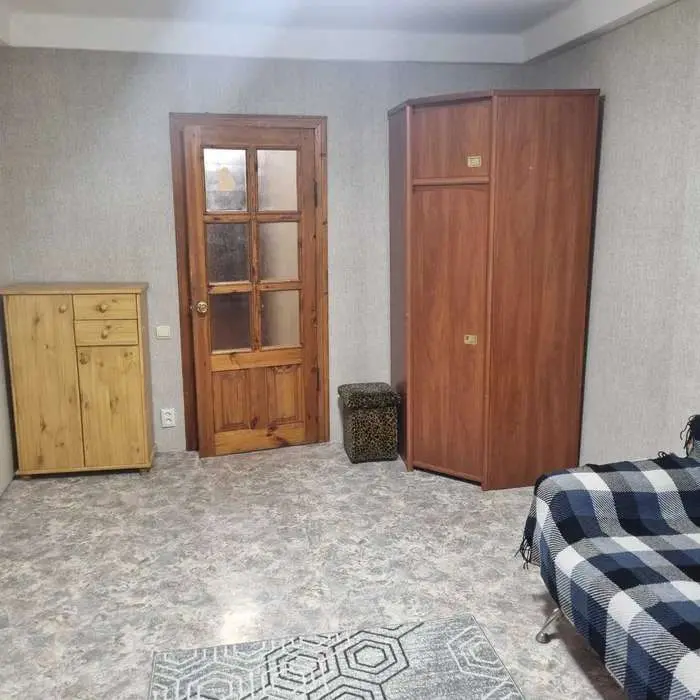 Фото Rent a 3-room apartment, Florentsii Street 12а Kyiv for long-term rent, price: 15000 UAH, code 1290