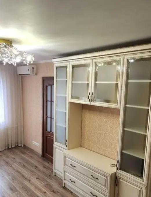 Фото Продаю 2 кімнатну квартиру, 46 кв. м, Варненська вул.  Одеса, ціна: 48000 $, код 1296
