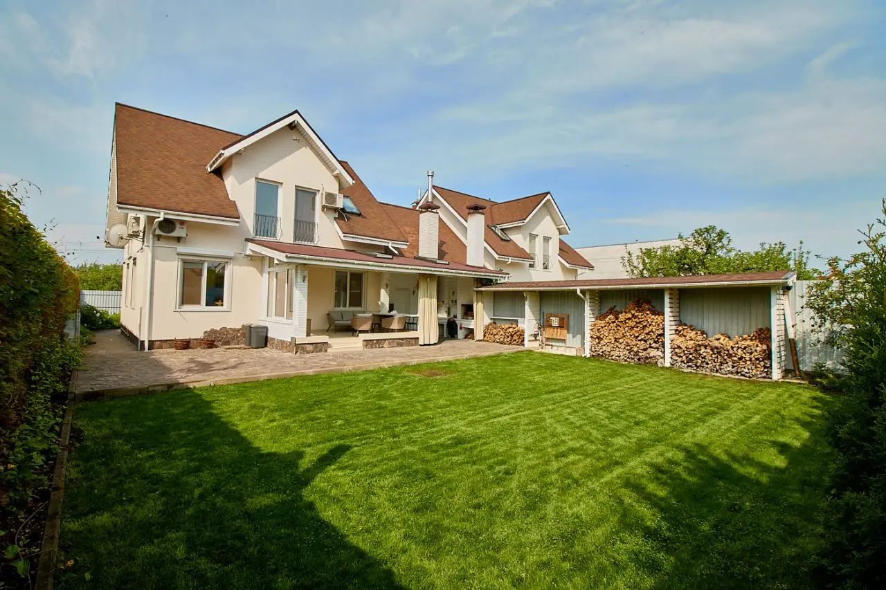 Фото Продаю будинок, 160 кв. м, Старі Петрівці, ціна: 155000 $, код 1298