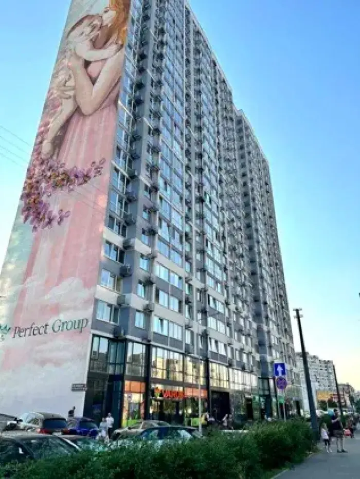 Фото Продаю 3 кімнатну квартиру, 84 кв. м, Ревуцького вул.  Київ, ціна: 96000 $, код 1301