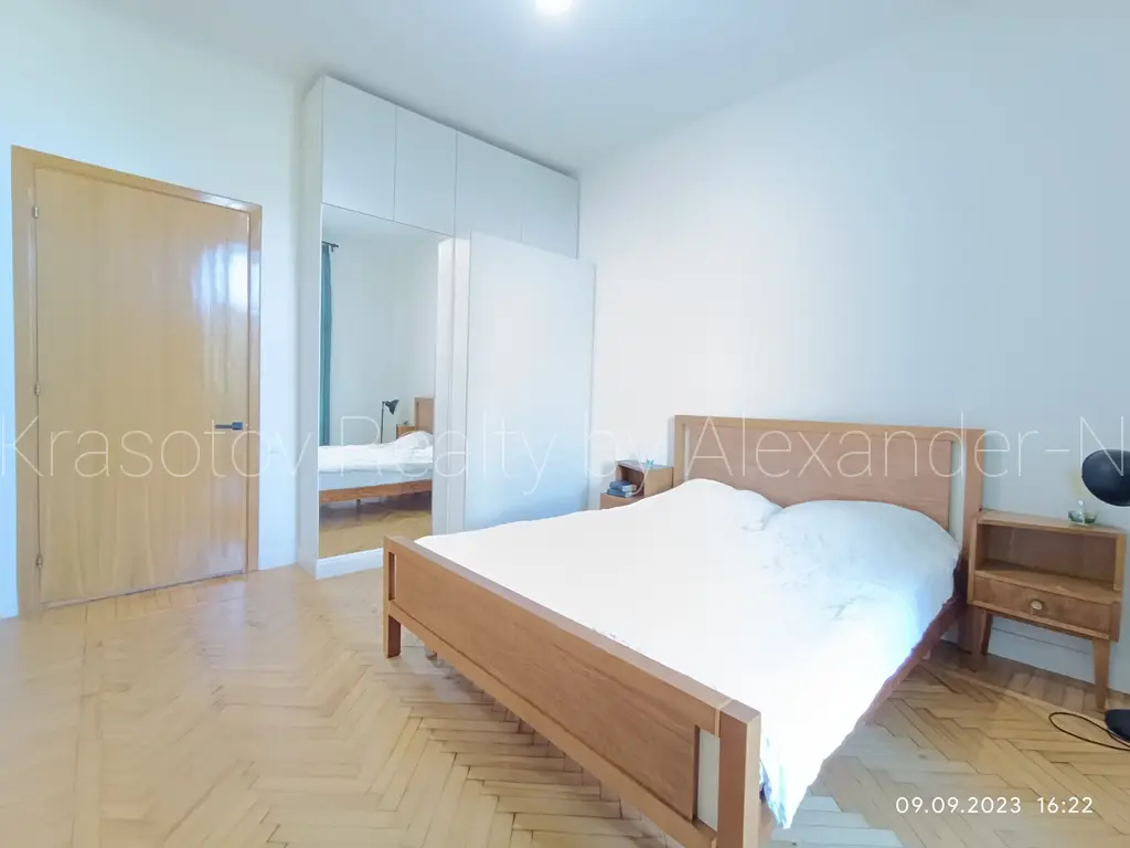 Фото Rent a 2-room apartment, Rishelievska Street 7 Odesa for long-term rent, price: 500 $, code 1306