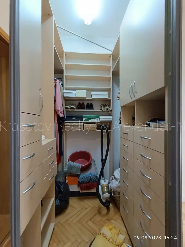 Фото Rent a 2-room apartment, Rishelievska Street 7 Odesa for long-term rent, price: 500 $, code 1306