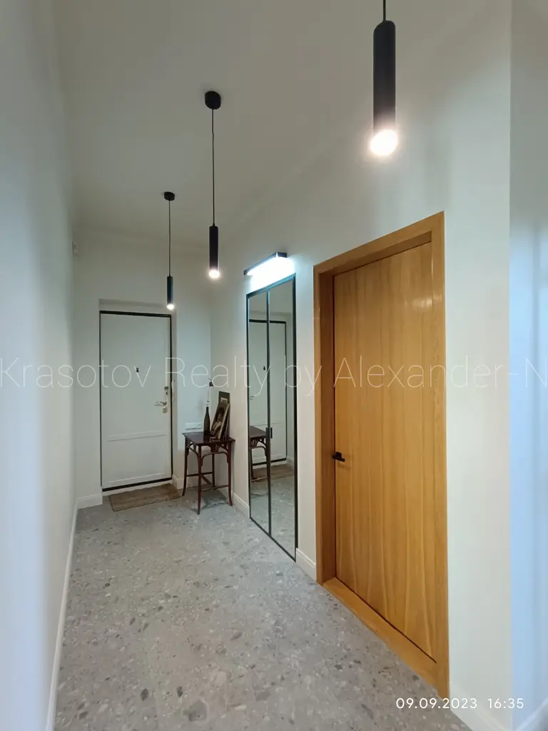 Фото Rent a 2-room apartment, Rishelievska Street 7 Odesa for long-term rent, price: 500 $, code 1306