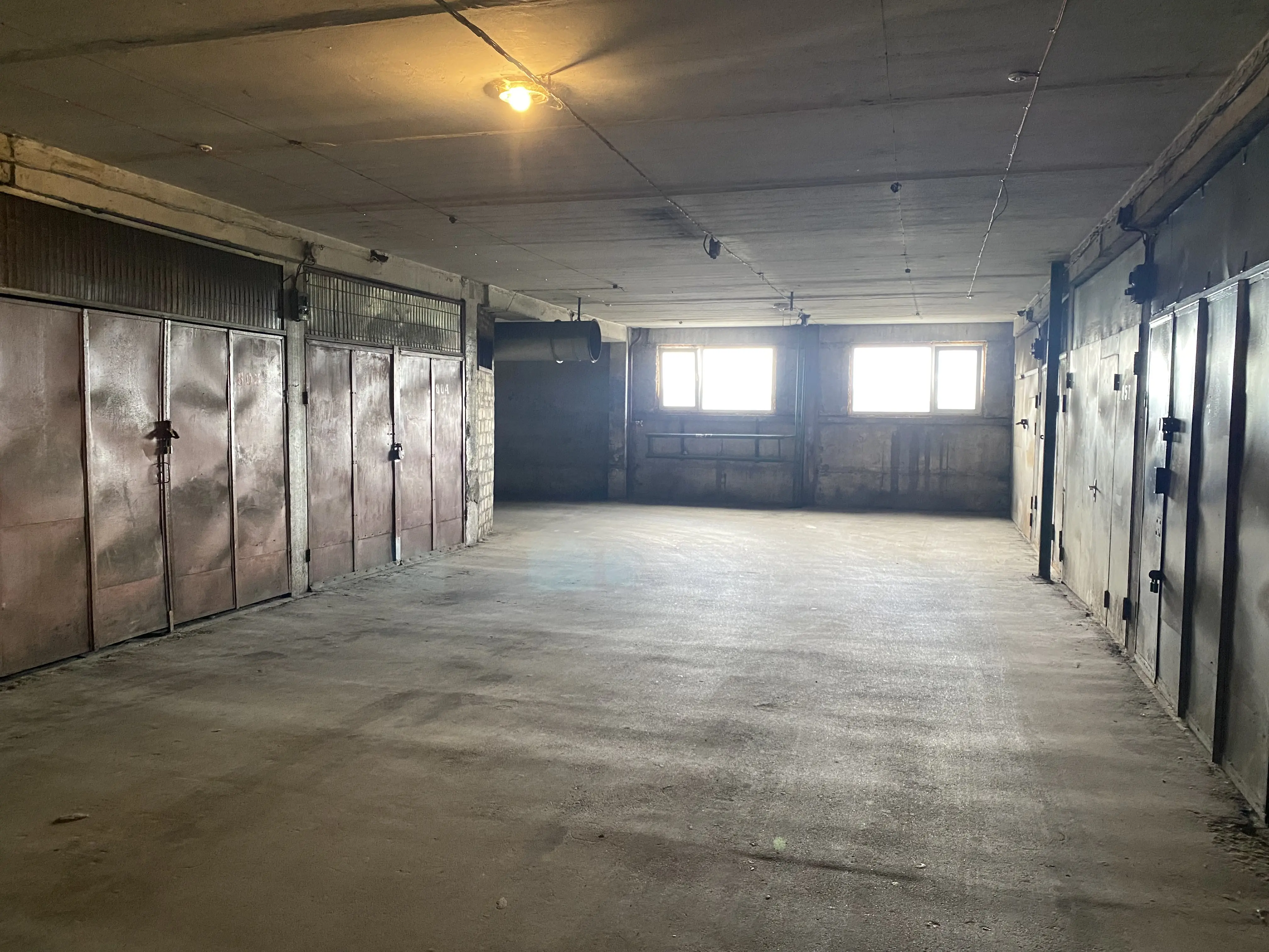 Фото Продаю парковочное место, гараж, 18 кв. м, Северная ул. 3 Киев, цена: 12000 $, код 1316