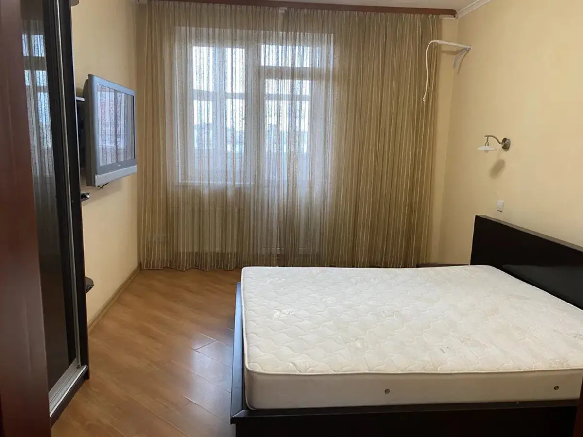 Фото Selling a 2-room apartment, 69 sq.m., Akademika Palladina Avenue 18/30 Kyiv, price: 100000 $, code 1318