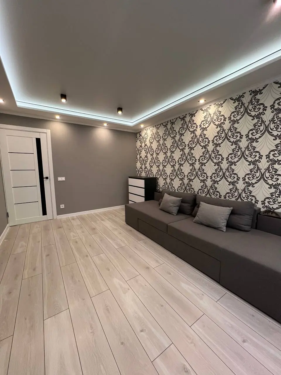 Фото Selling a 1-room apartment, 42 sq.m., Hlynianskyi Trakt Street 1 Lviv, price: 80000 $, code 1333