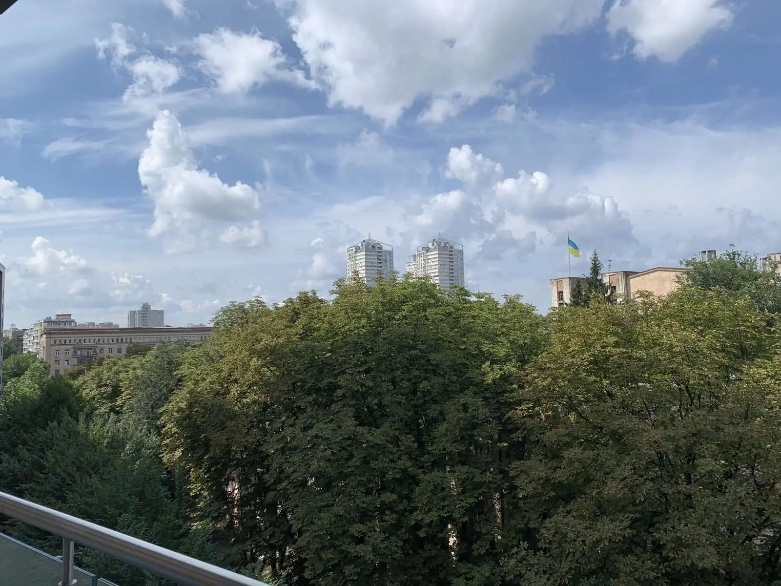 Фото Продаю 1-комнатную квартиру, 50 кв. м, Берестейский просп. (Победы) 42 Киев, цена: 139900 $, код 1335