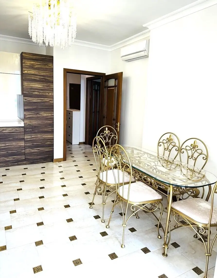 Фото Продаю 2-комнатную квартиру, 73 кв. м, Феодосийский пер. 14 Киев, цена: 220000 $, код 1336