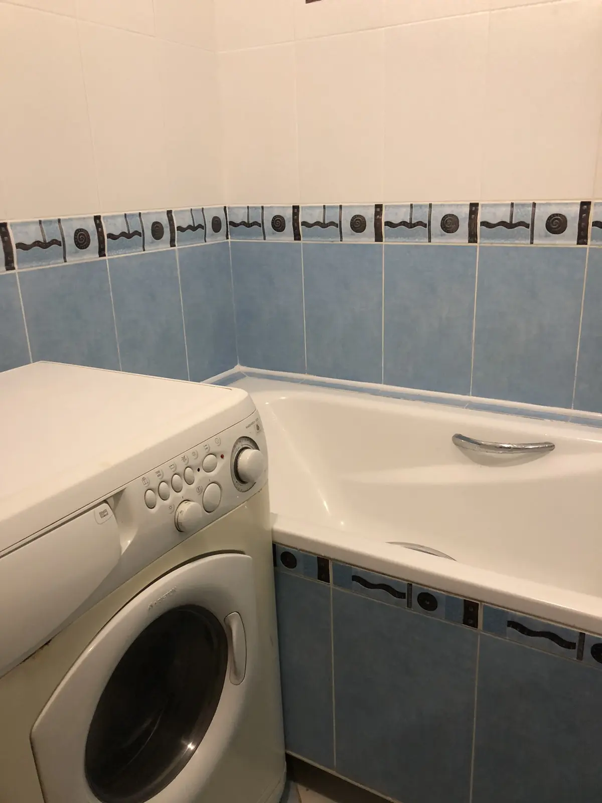 Фото Rent a 2-room apartment, Pryvokzalna Street  Kyiv for long-term rent, price: 12500 UAH, code 681