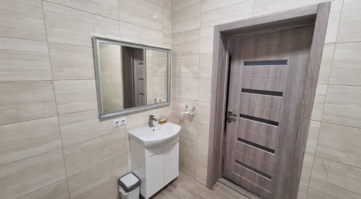 Фото Selling a 2-room apartment, 63 sq.m., Antoniya Mykhailovskoho street (Malynovskoho Street)  Bucha, price: 71000 $, code 1377
