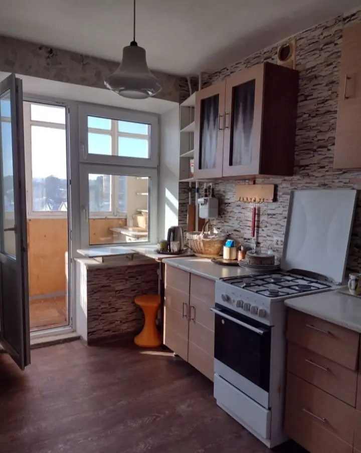 Фото Продаю 2 кімнатну квартиру, 58 кв. м, Івана Драча вул. (Тургенєвська) 15 Ірпінь, ціна: 48000 $, код 1394