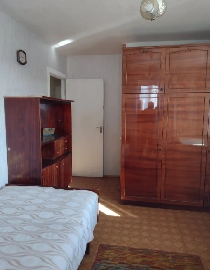 Фото Продаю 2 кімнатну квартиру, 58 кв. м, Івана Драча вул. (Тургенєвська) 15 Ірпінь, ціна: 48000 $, код 1394
