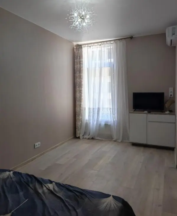 Фото Продаю 1 кімнатну квартиру, 50 кв. м, Дача Ковалевського вул. (Карла Лібкнехта)  Одеса, ціна: 62000 UAH, код 1440