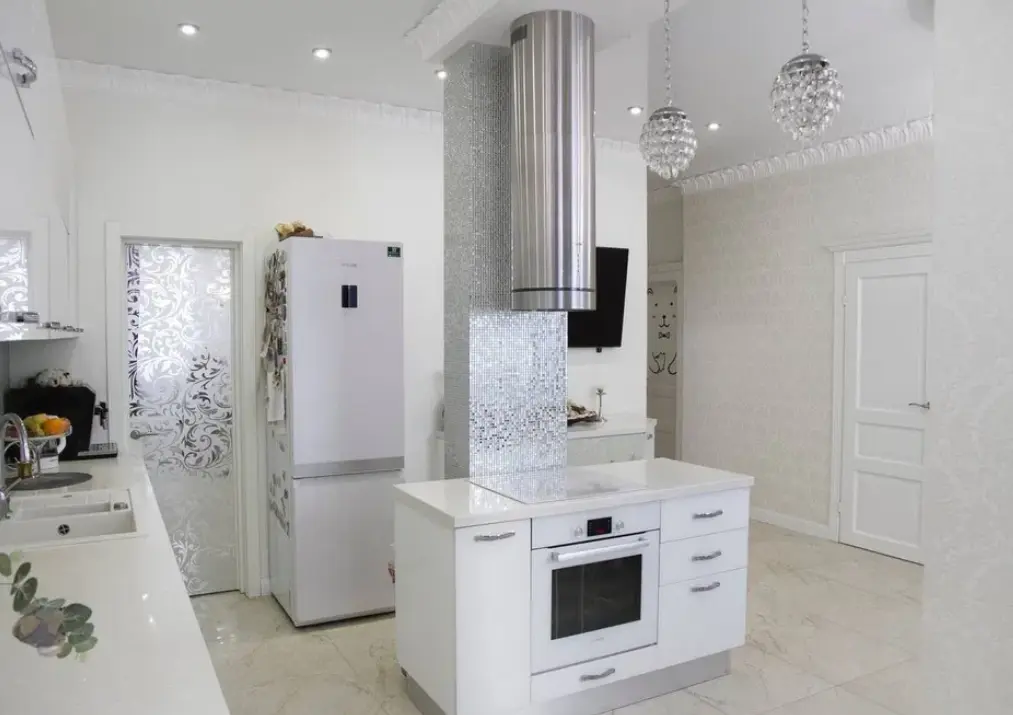 Фото Selling a 3-room apartment, 100 sq.m., Akademika Korolova Street  Odesa, price: 117000 $, code 1445