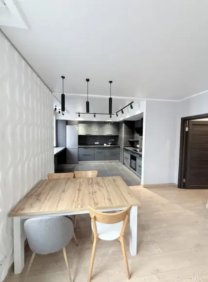 Фото Selling a 3-room apartment, 82 sq.m., Perlynna Street  Odesa, price: 90000 $, code 1458