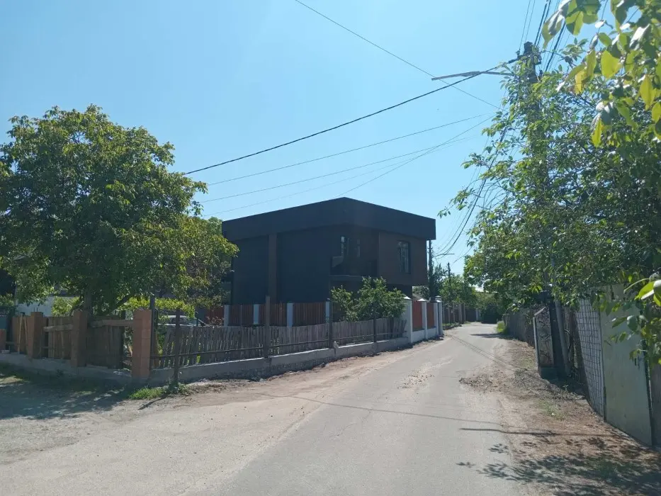 Фото Продаю дом, 130 кв. м, 49-я Садовая ул.  Киев, цена: 200000 $, код 1469