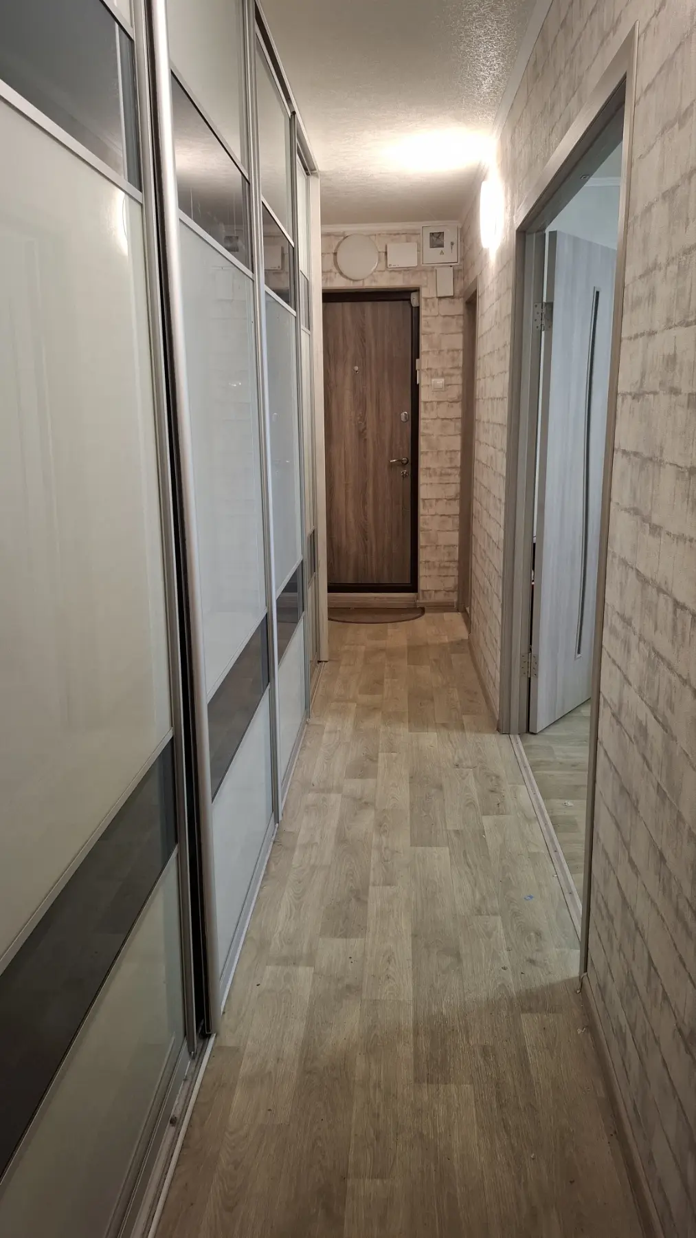 Фото Selling a 3-room apartment, 69 sq.m., Honcharivskiy ave (Koneva Street) 13 Kharkiv, price: 55000 $, code 1498