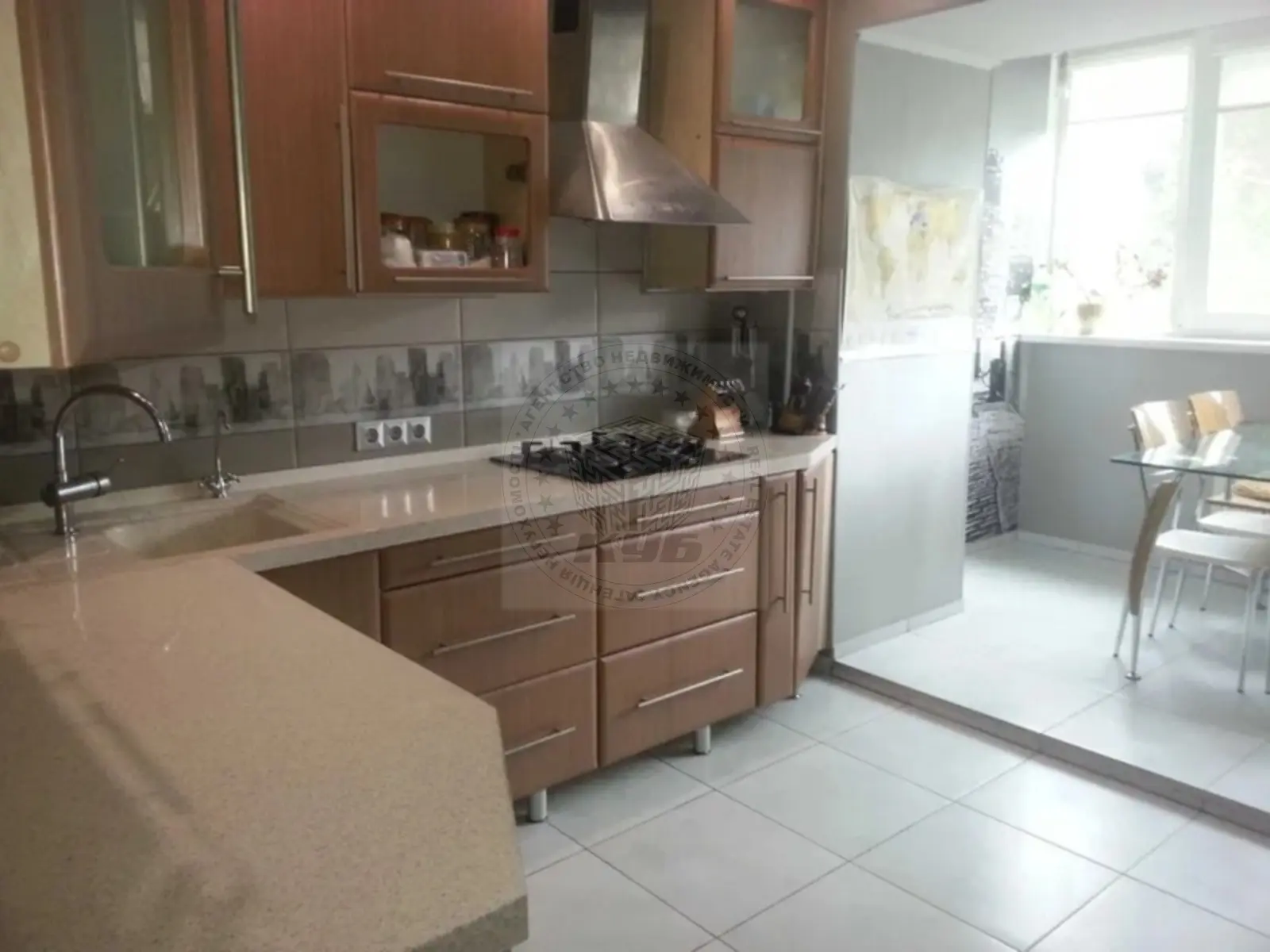 Фото Продаю 2-комнатную квартиру, 58 кв. м, Нежинская ул. 10 Киев, цена: 98000 $, код 1500