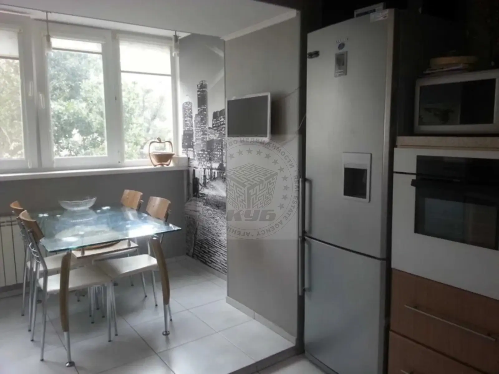 Фото Продаю 2-комнатную квартиру, 58 кв. м, Нежинская ул. 10 Киев, цена: 98000 $, код 1500