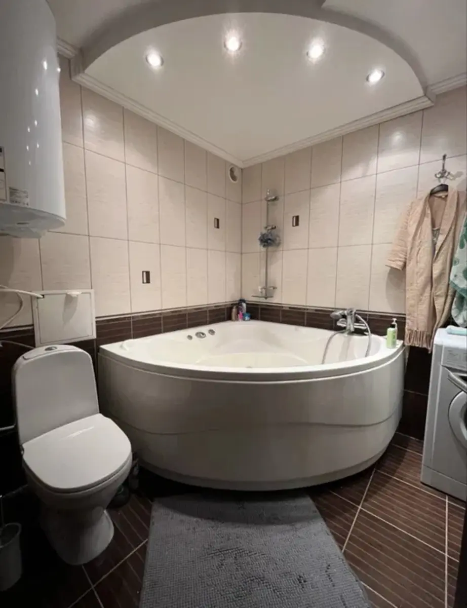 Фото Продаю 2 кімнатну квартиру, 43 кв. м, Набережно-Хрещатицька вул.  Київ, ціна: 73000 $, код 1501