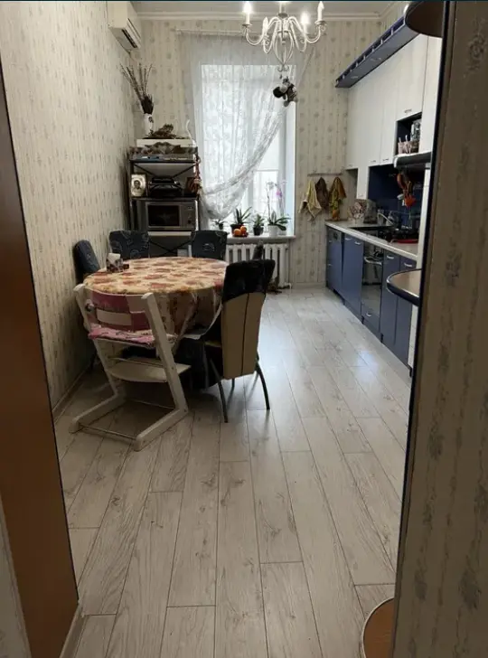 Фото Продаю 3 кімнатну квартиру, 81 кв. м, Богдана Хмельницького вул. (Госпітальна)  Одеса, ціна: 85000 $, код 1515