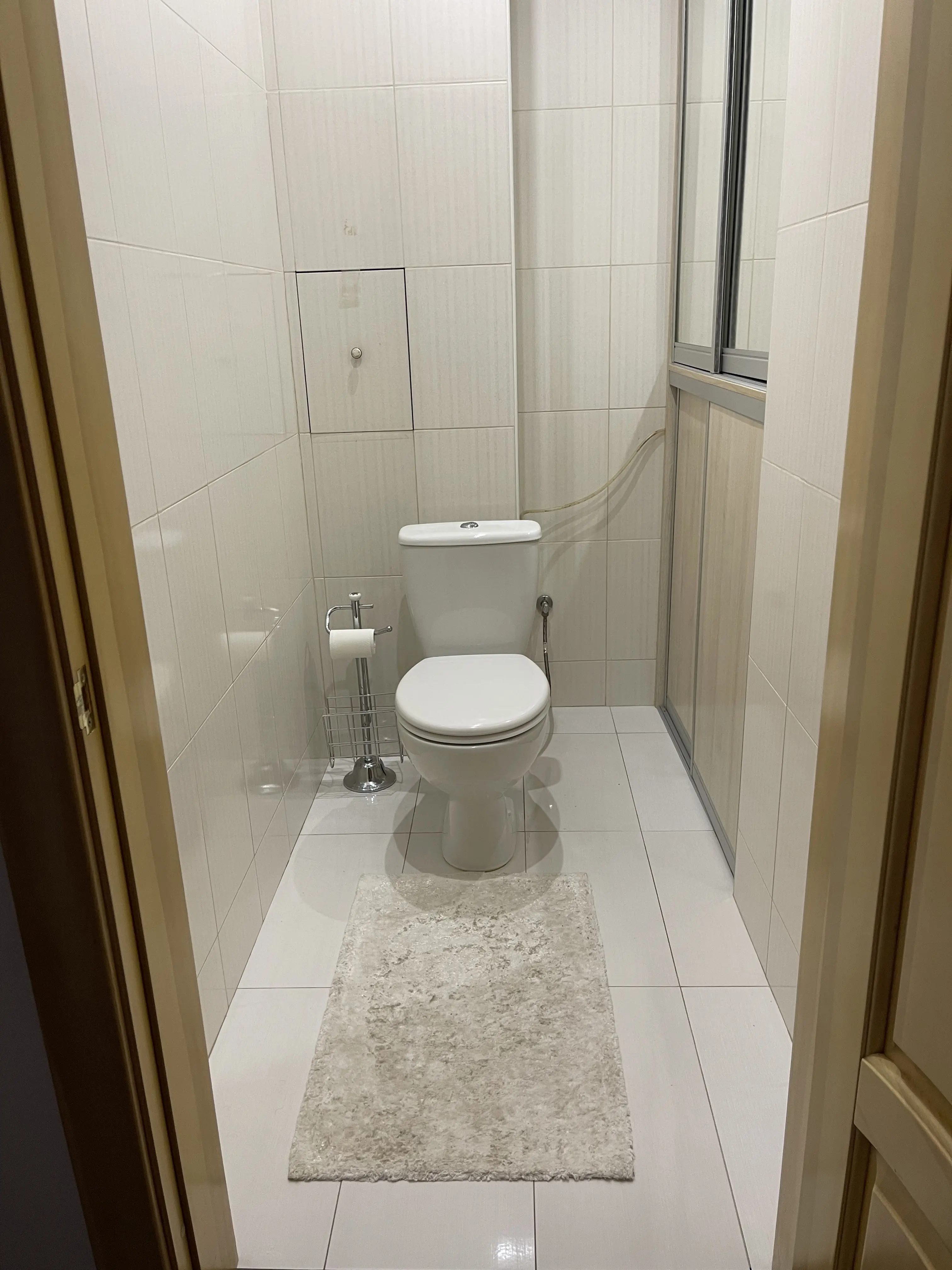 Фото Selling a 2-room apartment, 71 sq.m., Kharkivske Road 19а Kyiv, price: 89500 $, code 1516