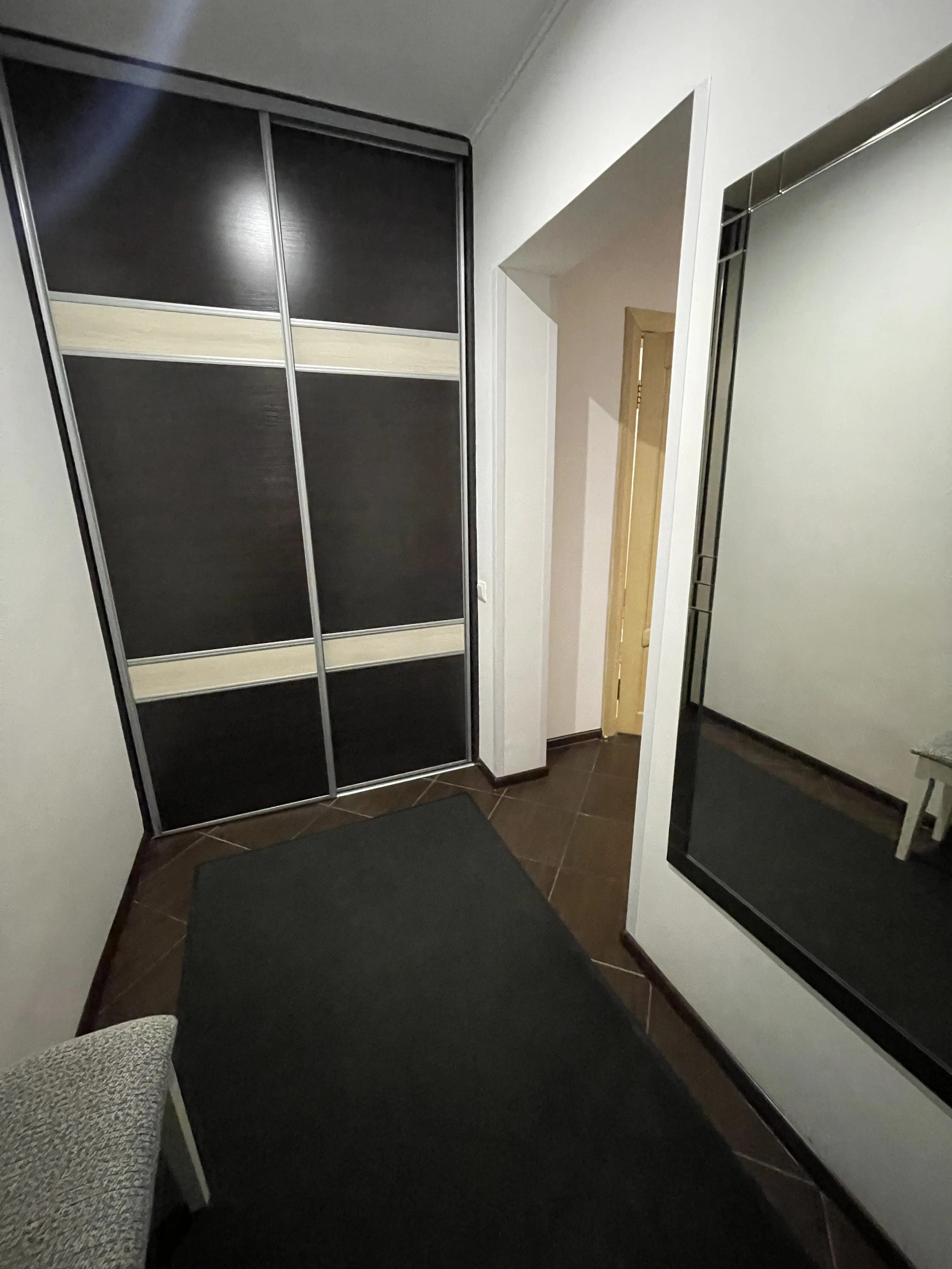 Фото Selling a 2-room apartment, 71 sq.m., Kharkivske Road 19а Kyiv, price: 89500 $, code 1516