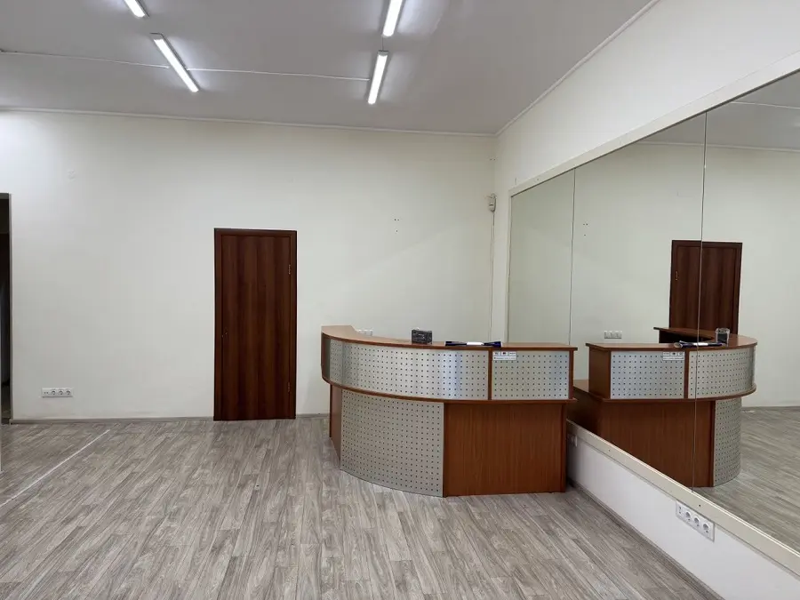 Фото Rent an office, Almatynska Street (Alma-Atynska Street) 39а Kyiv for long-term rent, price: 52000 UAH, code 1534