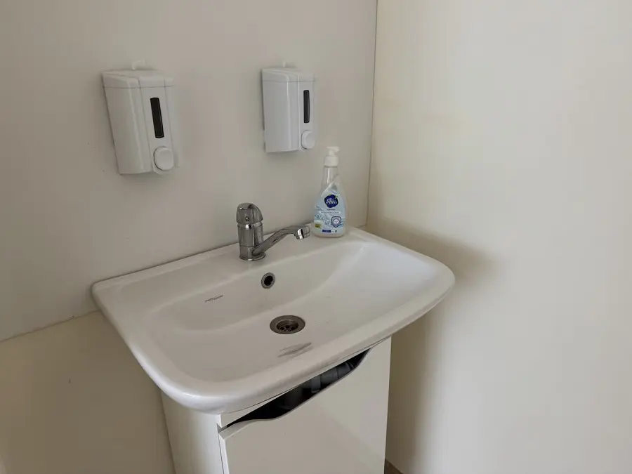 Фото Rent an office, Almatynska Street (Alma-Atynska Street) 39а Kyiv for long-term rent, price: 52000 UAH, code 1534