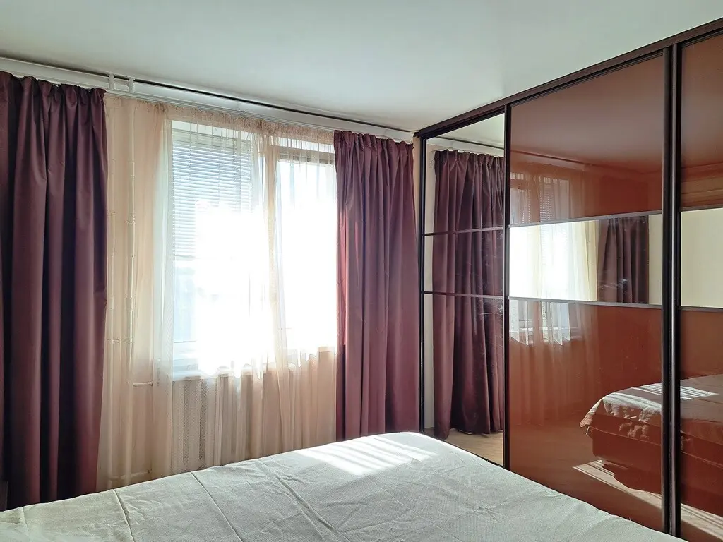 Фото Selling a 3-room apartment, 98 sq.m., Darnytskyi Boulevard 10А Kyiv, price: 119000 $, code 1553