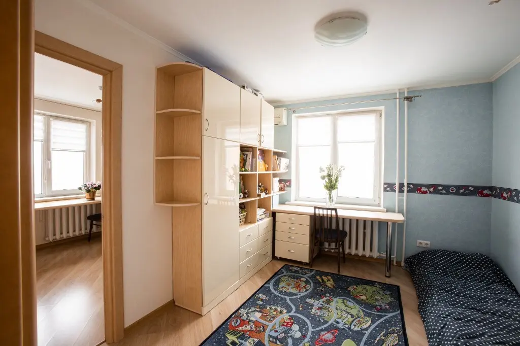 Фото Selling a 3-room apartment, 98 sq.m., Darnytskyi Boulevard 10А Kyiv, price: 119000 $, code 1553