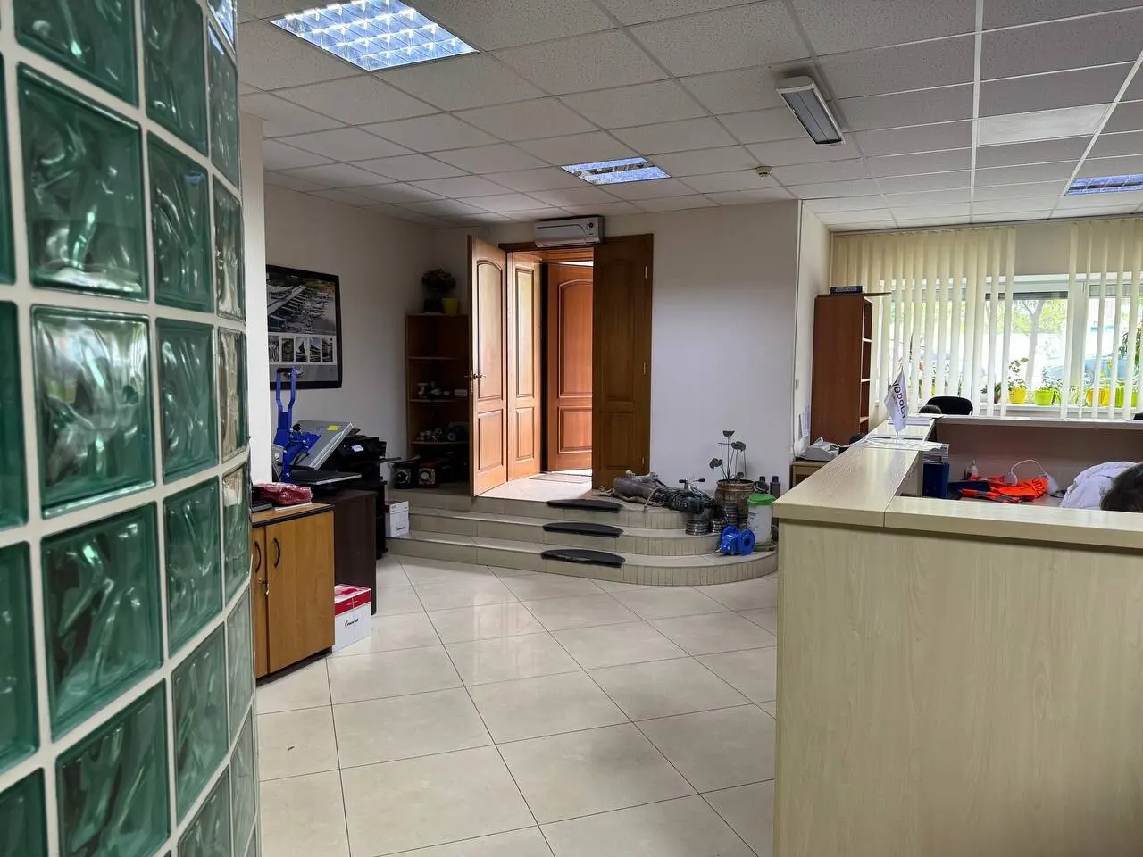 Фото Rent an office, Kharkivske Road 58 Kyiv for long-term rent, price: 60000 грн, code 1555