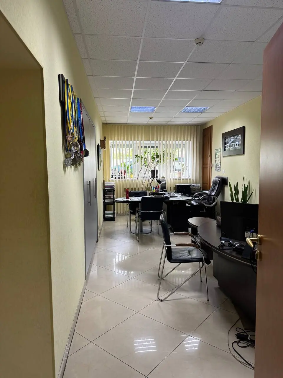 Фото Rent an office, Kharkivske Road 58 Kyiv for long-term rent, price: 60000 грн, code 1555