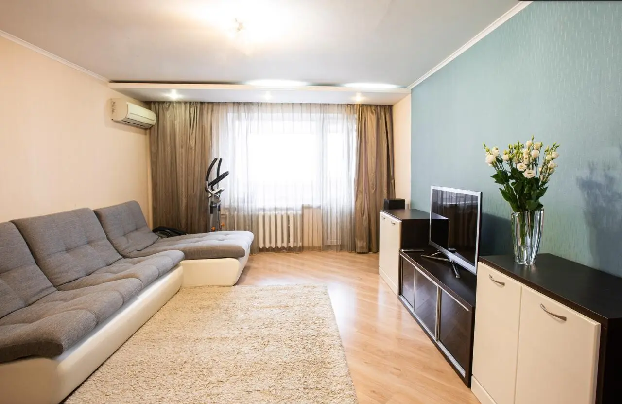 Фото Selling a 4-room apartment, 98 sq.m., Darnytskyi Boulevard 10А Kyiv, price: 119000 $, code 1561